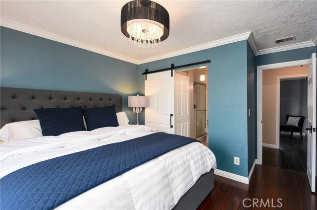Property photo of 2229 N Broadway