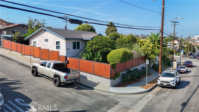 Property photo of 3801 Whiteside ST