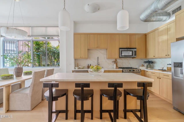 Property photo of 840 E Green ST