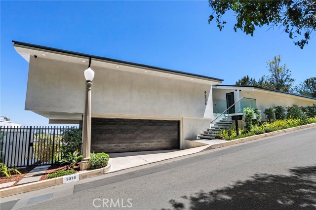 Property photo of 9336 Lloydcrest DR