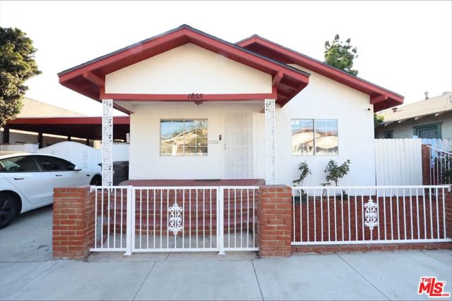 Property photo of 1855 Corinne AV