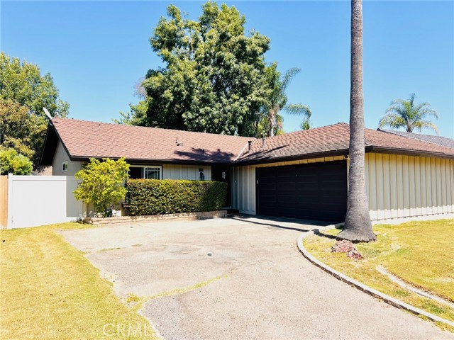 Property photo of 24102 Castilla LN