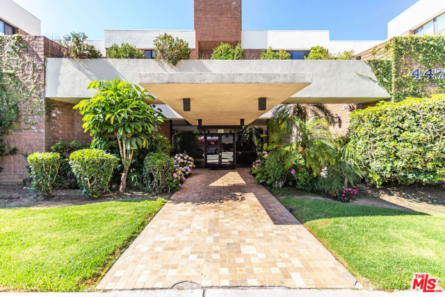 Property photo of 4477 Wilshire BL