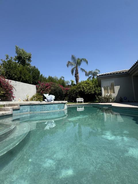 Property photo of 13 Victoria Falls DR