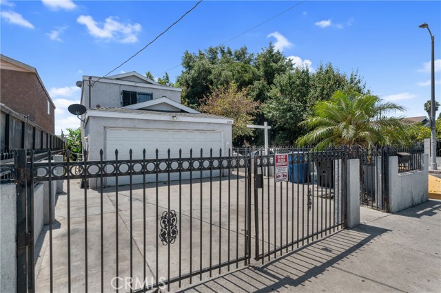 Property photo of 2200 E 105th ST