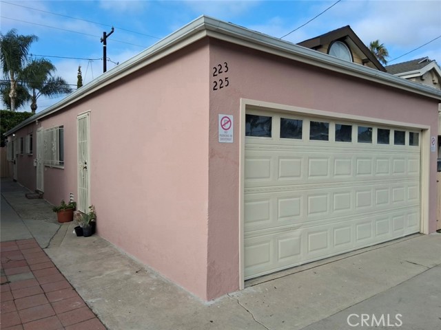 Property photo of 223 E Pleasant ST