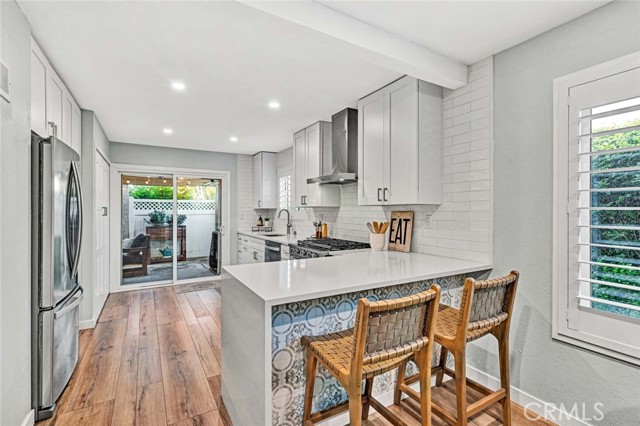 Photo of 798 Archwood Av