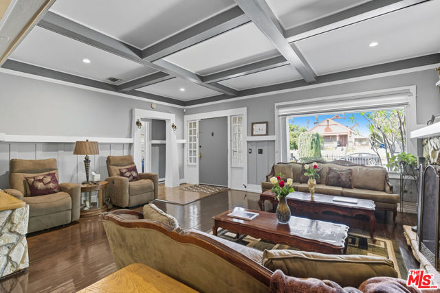 Property photo of 2114 W 28th ST