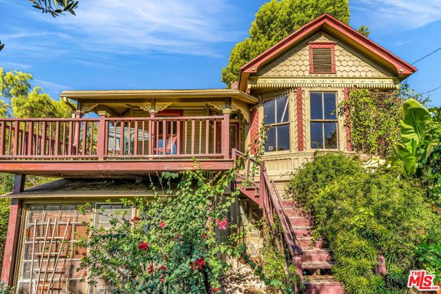 Property photo of 281 E AVENUE 33