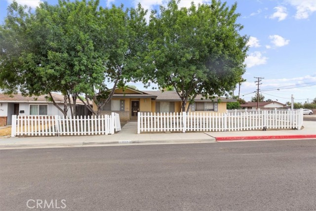 Property photo of 892 Margaret