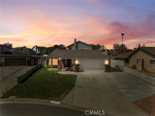 Property photo of 12790 Amberwood LN