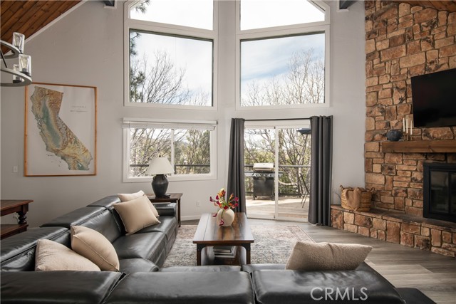 Photo of 1275 Golden Rule Ln
