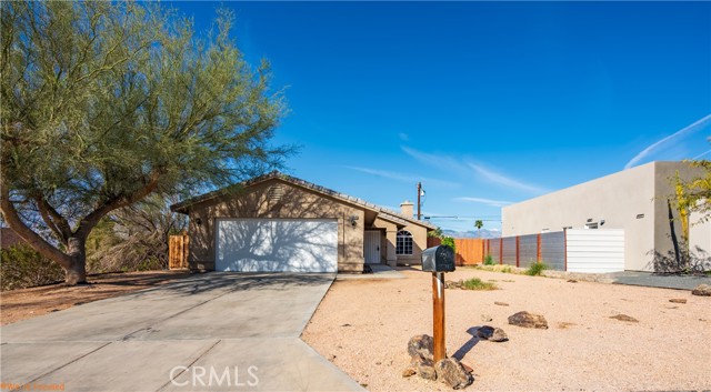 Property photo of 13665 Quinta WY