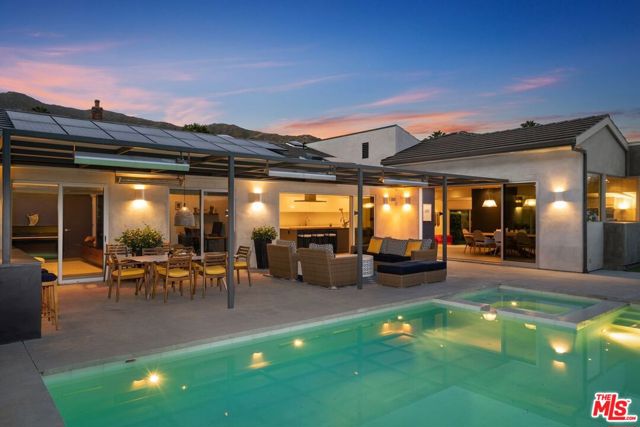 Property photo of 3615 Malibu Country DR