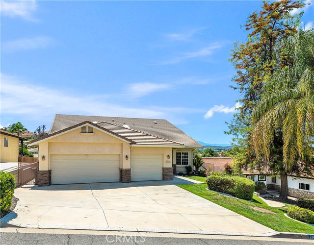 Property photo of 23651 Cruise Circle DR
