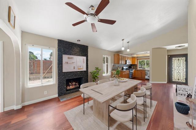 Property photo of 31250 Comotilo Ct