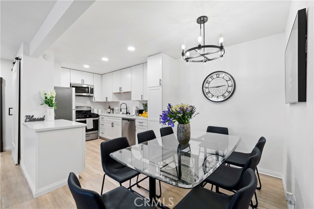 Property photo of 1001 W Macarthur BL