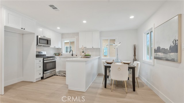 Property photo of 802 S Olive AV