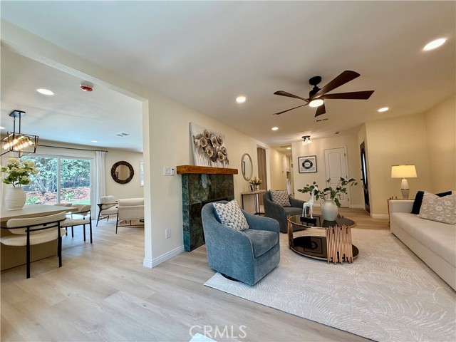 Property photo of 1319 Riedel AV