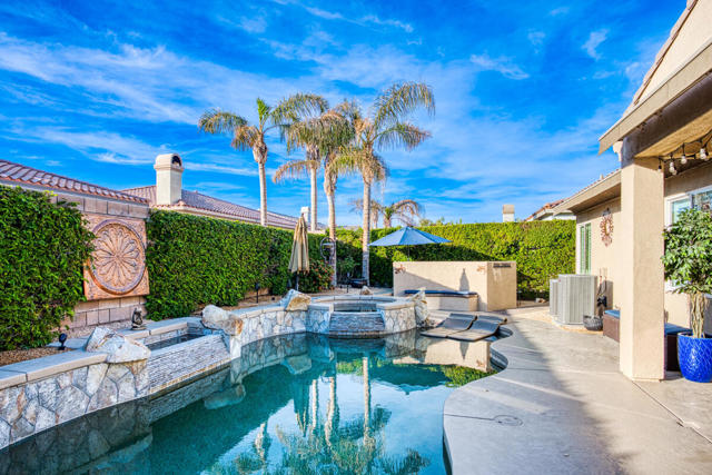 Property photo of 44755 Via Rosa TR