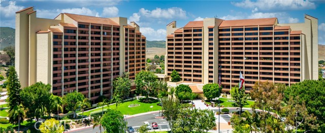 Property photo of 24055 W Paseo Del Lago