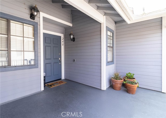 Photo of 240 Evergreen Ct
