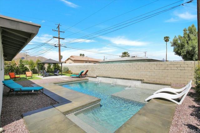 Property photo of 360 W Bon Air Dr