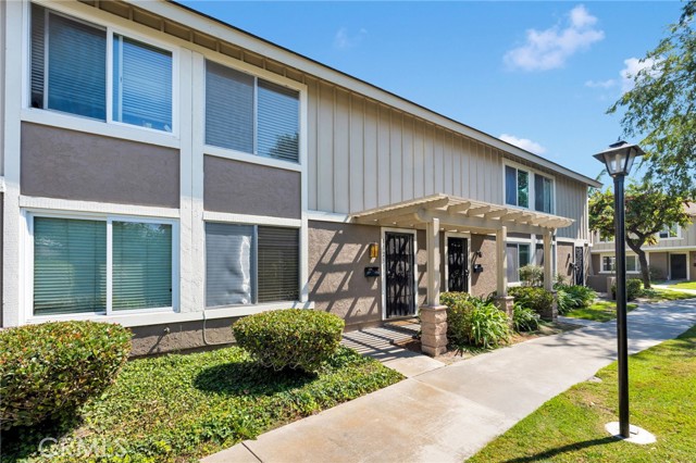 Property photo of 11231 Windemere WY