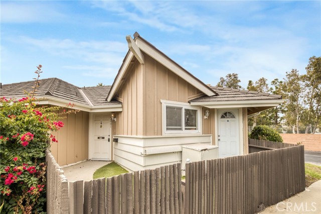 Property photo of 22641 Nadine CR