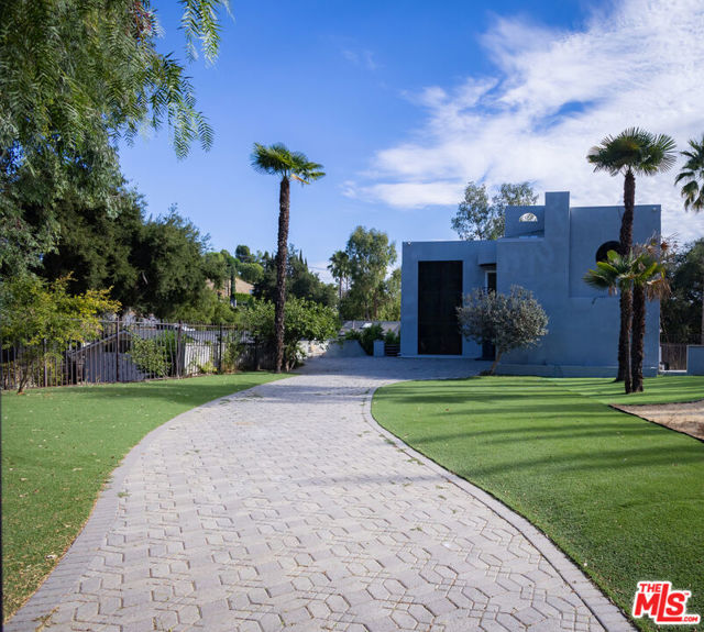 Property photo of 21329 Mulholland DR