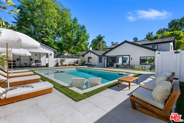 Property photo of 22269 Avenue San Luis