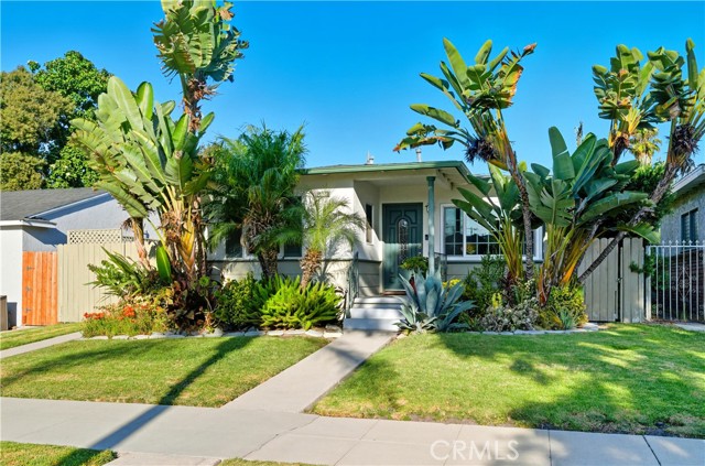 Property photo of 1424 Roycroft Avenue