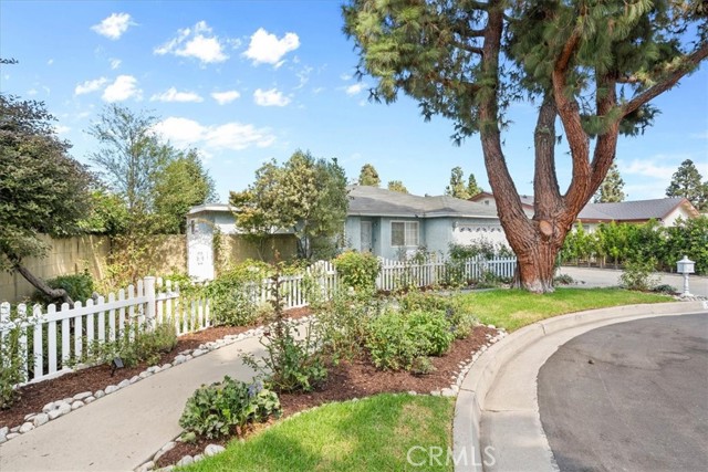 Property photo of 2805 E 221st PL
