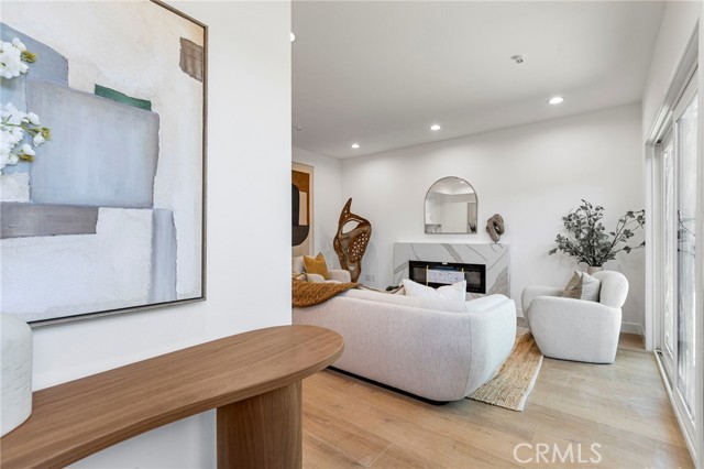 Property photo of 1022 W 223rd ST