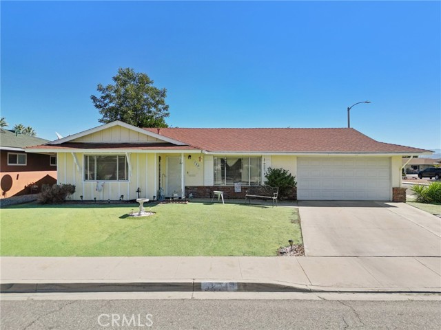 Property photo of 580 Mount Hood