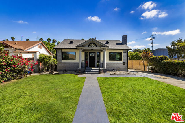 Property photo of 4918 10th AV