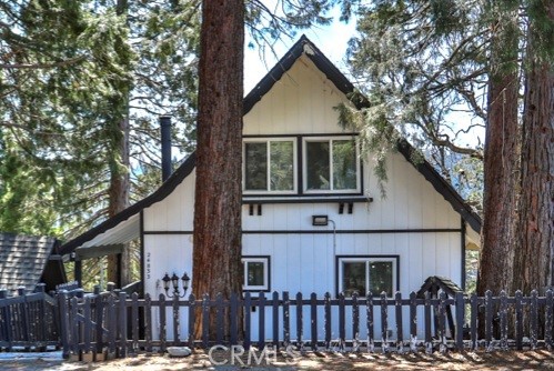 Property photo of 24833 Matterhorn CT