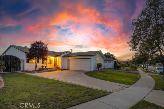 Photo of 240 Oakland Dr