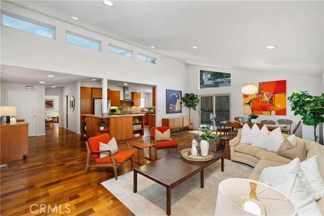 Property photo of 2377 Silver Ridge AV