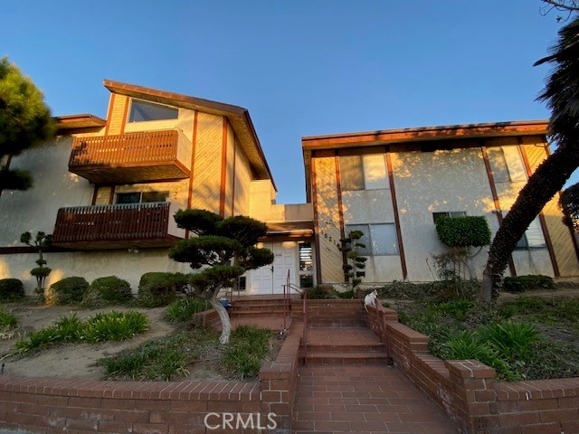 Property photo of 15214 S Raymond