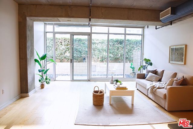 Property photo of 645 W 9th ST