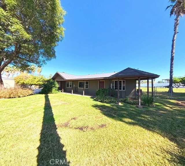 Property photo of 18590 Roberts