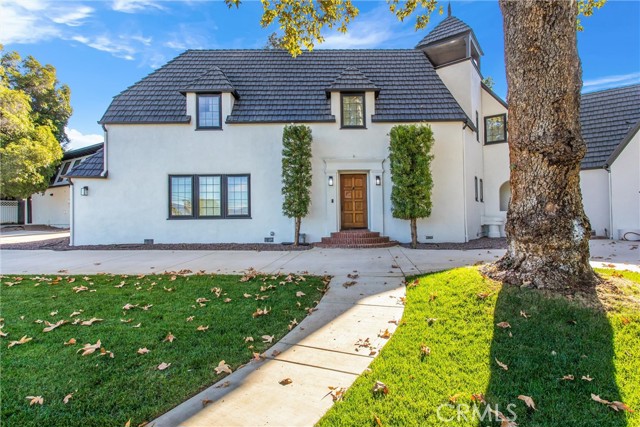 Property photo of 745 W Sunset DR