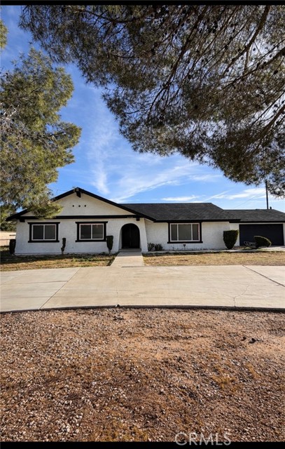 Property photo of 20585 Yucca Loma