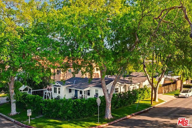 Property photo of 14954 Hesby ST