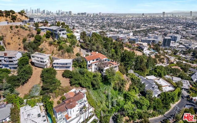 Property photo of 8714 Hollywood BL