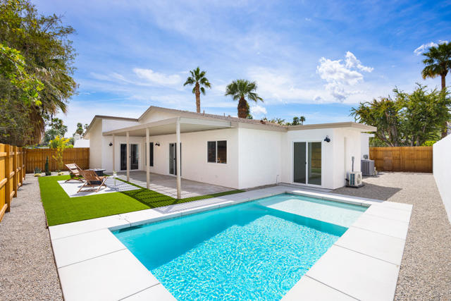 Property photo of 812 Arroyo Vista DR
