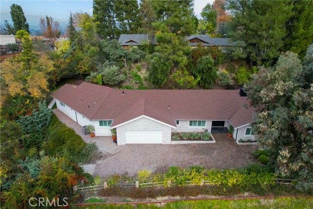 Property photo of 4732 Del Moreno DR