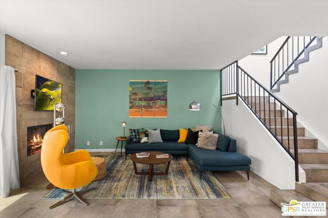 Property photo of 753 Violeta DR