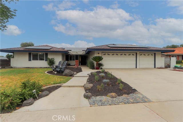 Property photo of 701 Las Riendas DR